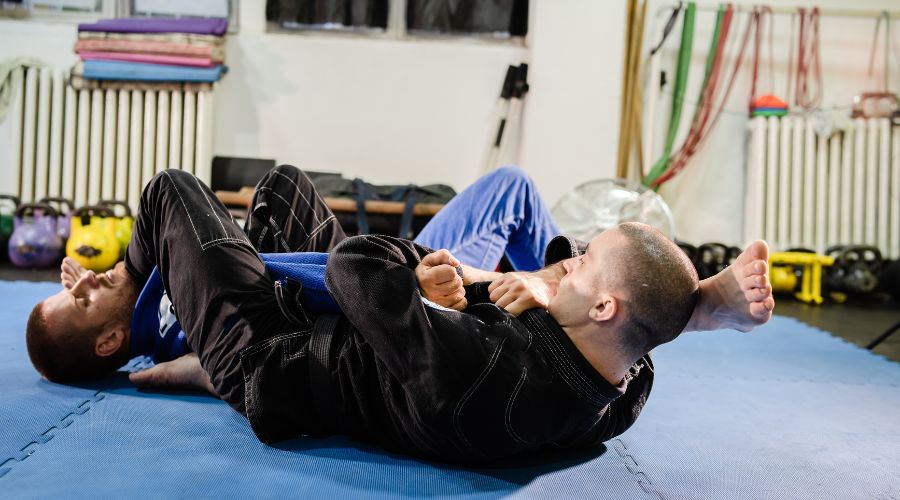 What's The Difference Between Grappling And BJJ